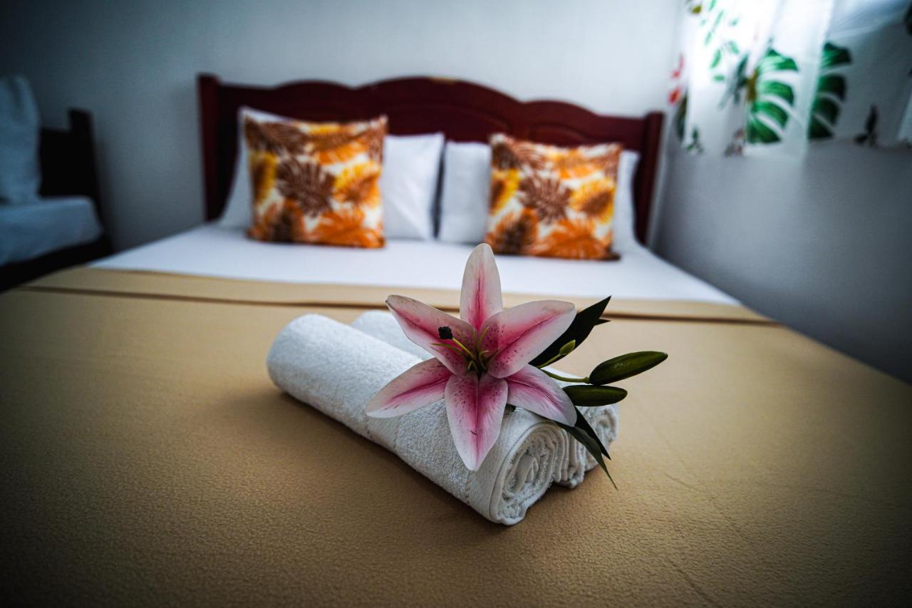 Amparo'S Tourist Inn - Busuanga Eksteriør billede